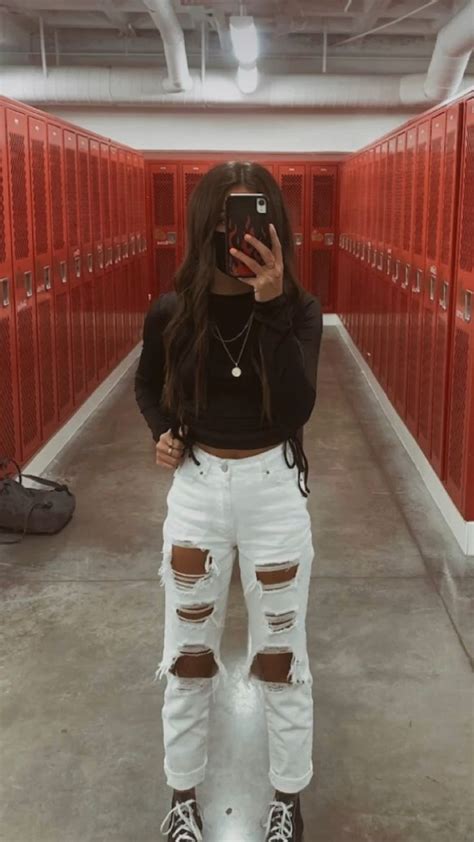 Back to school. New style. Cute fits. School outfits. Trendy fits. | Simple trendy outfits, Cute ...