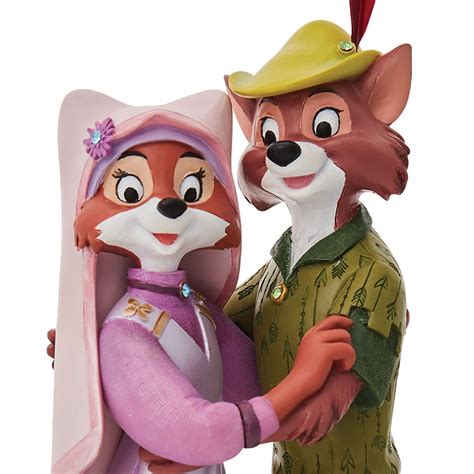 Disney Showcase Robin Hood And Maid Marian Statue, 48% OFF