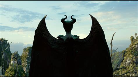 Costumes are a Force of Nature in 'Maleficent: Mistress of Evil' - The ...