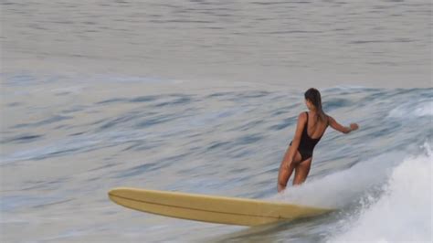 Sarah Brady Surfing Videos | NobodySurf