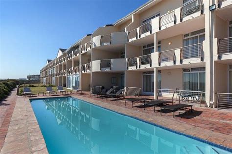 CAPE TOWN BEACHFRONT APARTMENTS AT LEISURE BAY (AU$57): 2021 Prices & Reviews (Milnerton ...