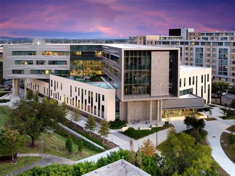 University of Houston debuts new ultramodern legal center named for fierce and legendary local ...