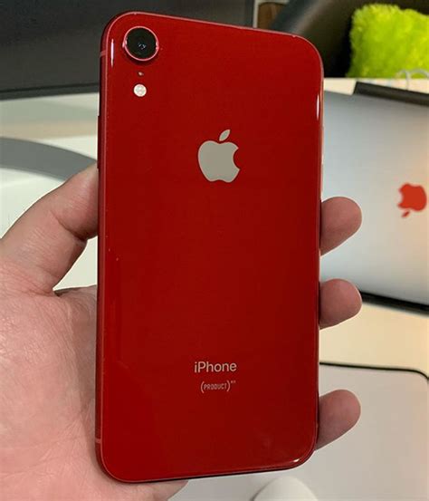 Report: Apple To Launch iPhone XS, XS Max In Red Color Soon | Redmond Pie