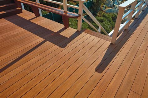 How to Maintain Your Composite Deck Year-Round - HomesCute