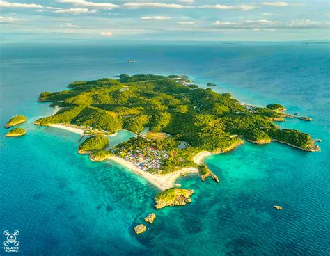 PHOTOS: Carnaza Island Daanbantayan Cebu Aerial View