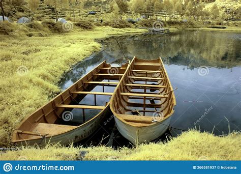 Little Boat at Sikunir Lake Editorial Photography - Image of abandone, little: 266581937