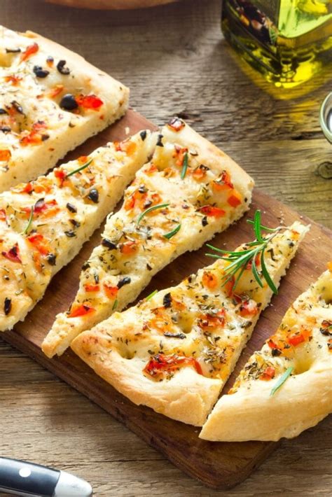 30 Focaccia Toppings for Every Occasion - Insanely Good