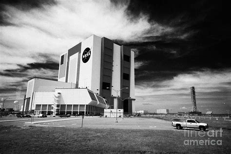 exterior of the vab vehicle assembly building and launch control center ...