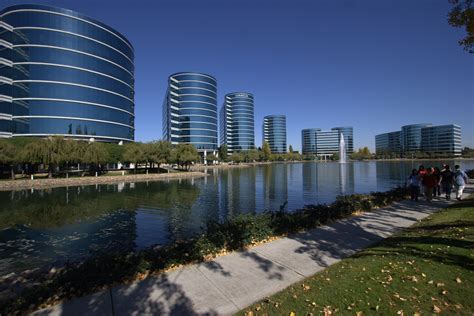 File:Oracle Corporation HQ.jpg - Wikipedia