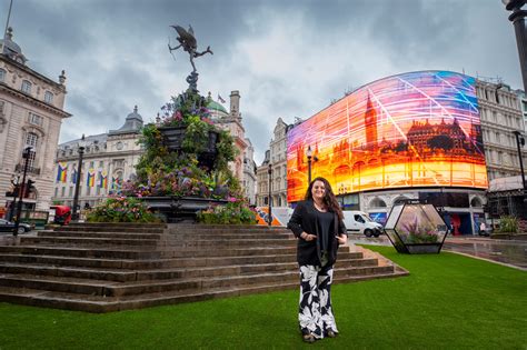 Art of London transforms Piccadilly Circus with digital sunset and flower garden - Mobile ...