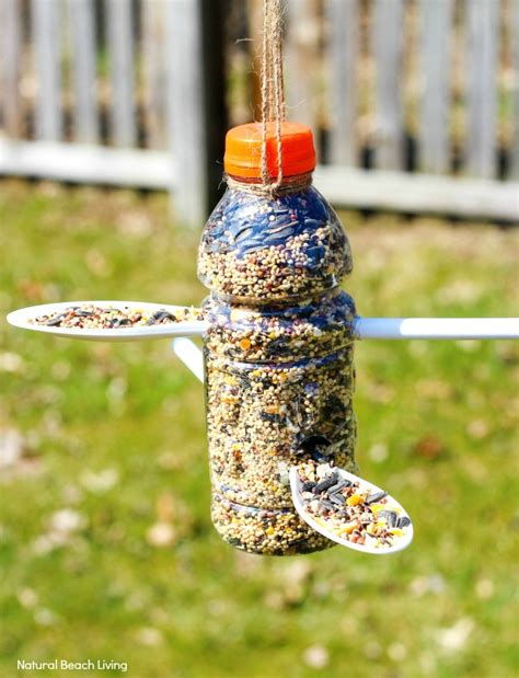 22 Easy DIY Bird Feeders that will Fill Your Yard with Feathered Friends - It's Free At Last