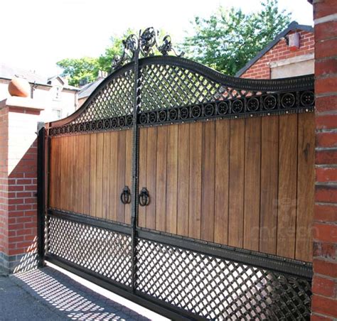 Superior Wooden Swing Gate Design - MrTech MR-WSG10