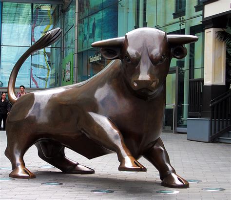 Birmingham Bull | Twice life size bronze sculpture by Lauren… | Flickr