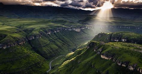 Wonderful Places: uKhahlamba / Drakensberg Park KwaZulu-Natal, South Africa