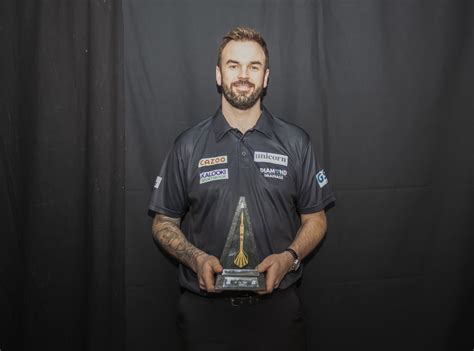 World Champion Smith celebrates treble success in PDC Annual Awards | PDC