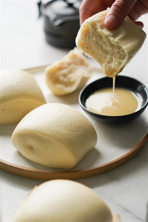 Mantou Recipe (Fluffy Chinese Steamed Buns) - Hungry Huy