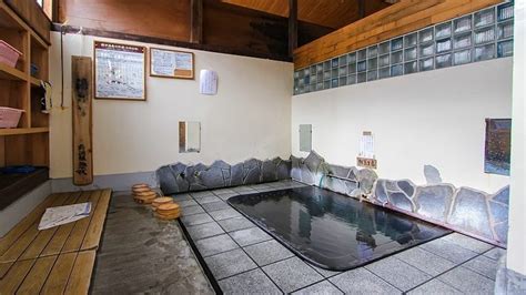 Nozawa Travel: Nozawa Onsen Hot Springs