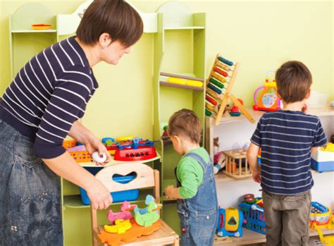 Tidy up time – Why cleaning up is a valuable EYFS learning experience ...