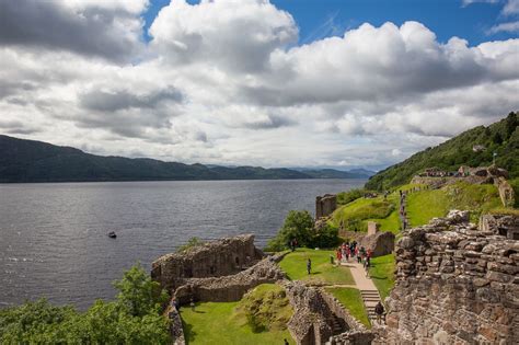 Loch Ness and Urquhart Castle...Are They Worth Visiting? | Earth Trekkers