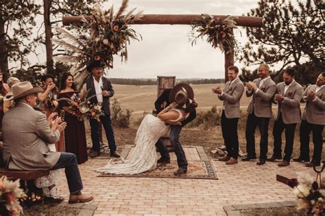 How do you have a rustic wedding? 41 Ideas for your western wedding