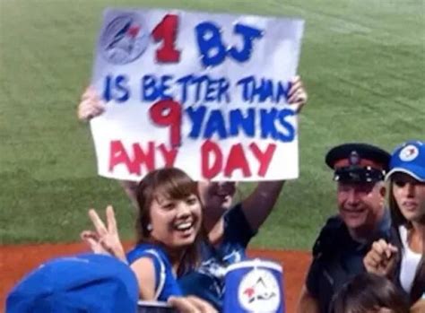 The Best Signs Sports Fans Have Brought To The Game - Gallery | eBaum's ...