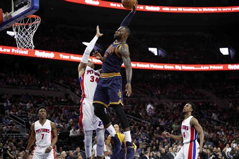 10 spectacular photos of LeBron James dunking to get you hyped for the ...