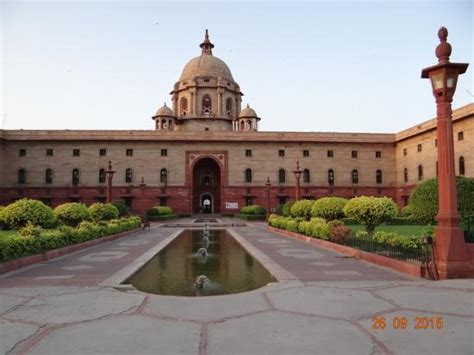 Have been there to see the World famous Amrit Udyan - Rashtrapati ...