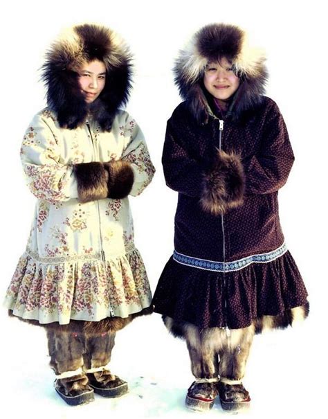 Résultat de recherche d'images pour "inuit traditional costume" | Inuit clothing, Kids winter ...