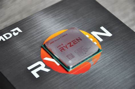 AMD Ryzen 7 5700G superiore a Ryzen 7 3700X: i primi benchmark in rete