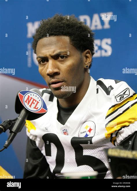 Pittsburgh Steelers Ryan Clark at Super Bowl Media Day in Cowboys ...