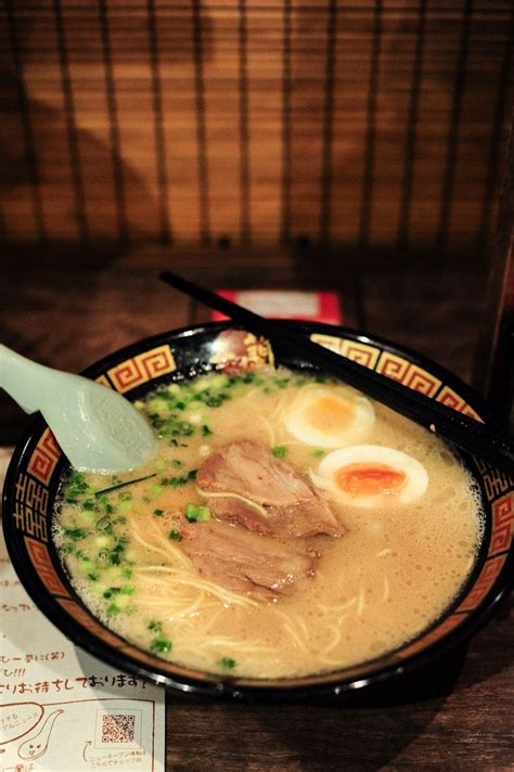 Ichiran Tonkotsu Ramen Japan | Japanese street food, Pretty food, Food ...