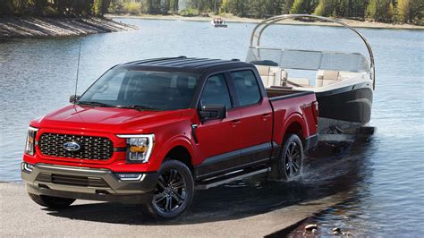 2023 Ford F-150 Heritage Edition: Two-Tone Paint Doesn’t Make It Retro