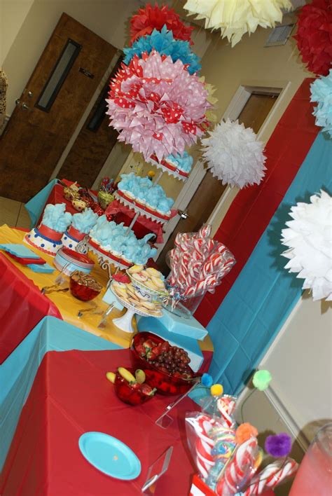 Mommy Made: Thing 1 and Thing 2 Have a Party!!