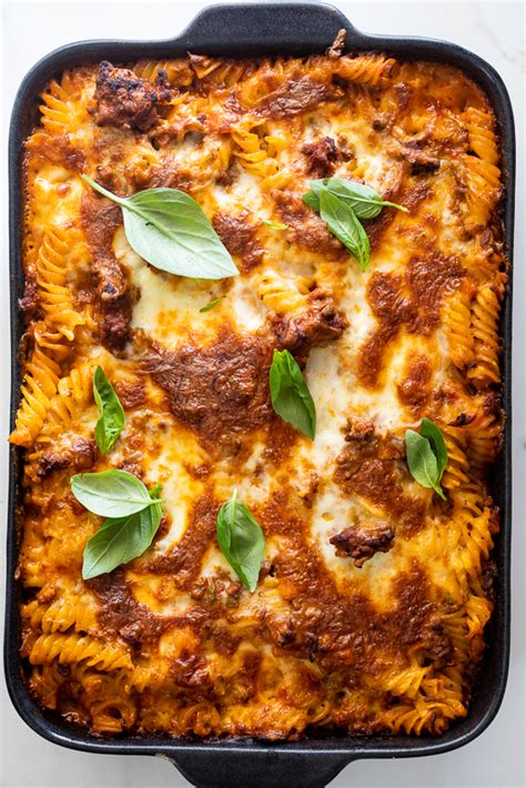 Bolognese pasta bake - Simply Delicious