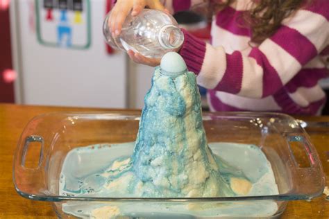 How To Make A Science Experiment Volcano