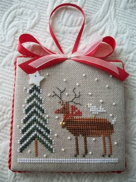 25 Awesome Cross Stitch Christmas Ornaments Ideas - MagMent