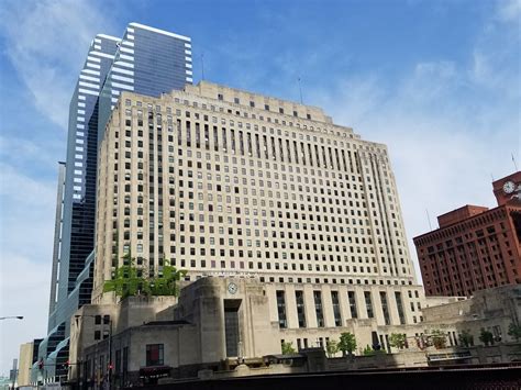 2 North Riverside Plaza, Chicago (1929) | From Wikipedia: "R… | Flickr