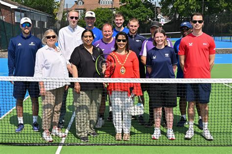 Tennis courts in Redbridge Parks reopen after £600,000 renovation • Vision RCL