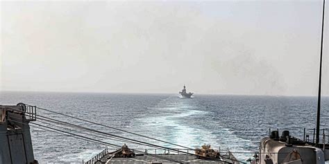 Houthis attack container ship, US Navy sinks three boats - Yemen - Archyde