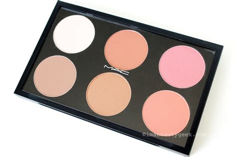 MAC CONTOUR & SCULPT YOURSELF PALETTE - Beautygeeks