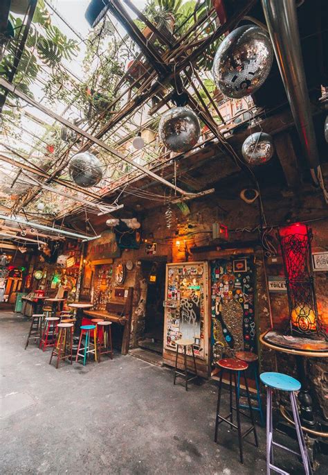 Szimpla Kert // A Walkthrough of Budapest's Most Popular Ruin Bar ...