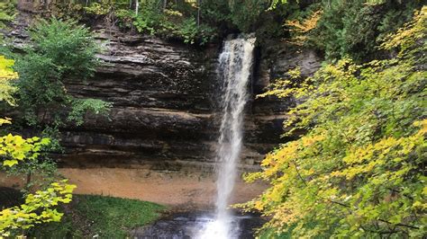 Munising Falls (U.S. National Park Service)