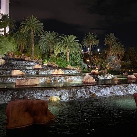 Mirage Volcano (Las Vegas) - 2020 All You Need to Know BEFORE You Go ...