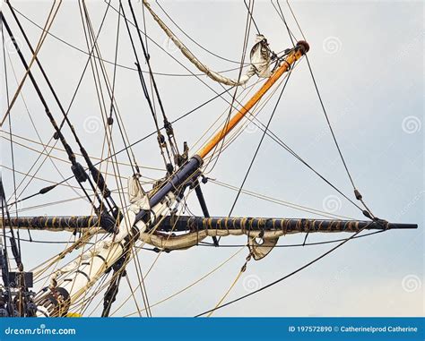 Vintage Sailing Ship Mast Ropes and Tackle, Tall Ship Rigging Mast ...