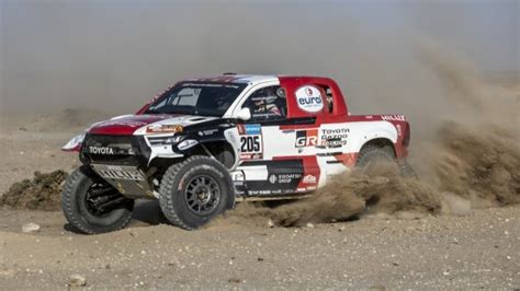 Engineering News - Toyota set to tackle Dakar 2023 with three-car team