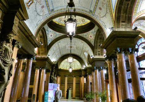 Glasgow City Chambers | Britain Visitor - Travel Guide To Britain