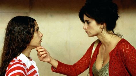 ‎Volver (2006) directed by Pedro Almodóvar • Reviews, film + cast ...