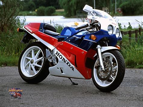 Honda's VFR750R RC30 - A modern classic | MCNews.com.au