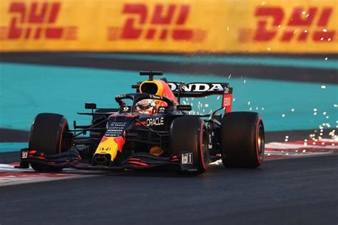 Abu Dhabi GP: Max Verstappen Beats Lewis Hamilton Take Pole Position ...