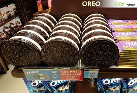 Why We Love Oreo's Custom Food Packaging for Brand Promotion